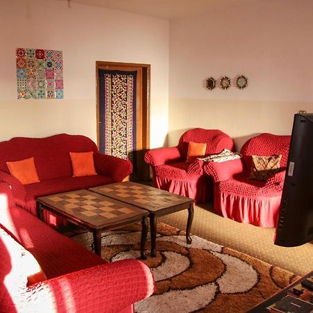 Petra Family House Bed & Breakfast エクステリア 写真