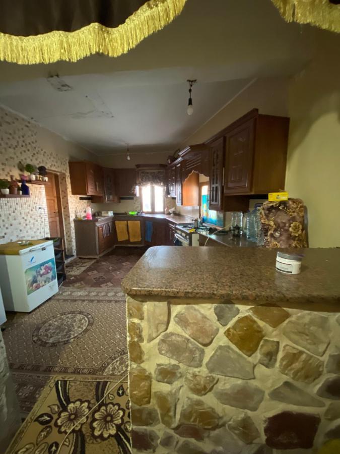 Petra Family House Bed & Breakfast エクステリア 写真