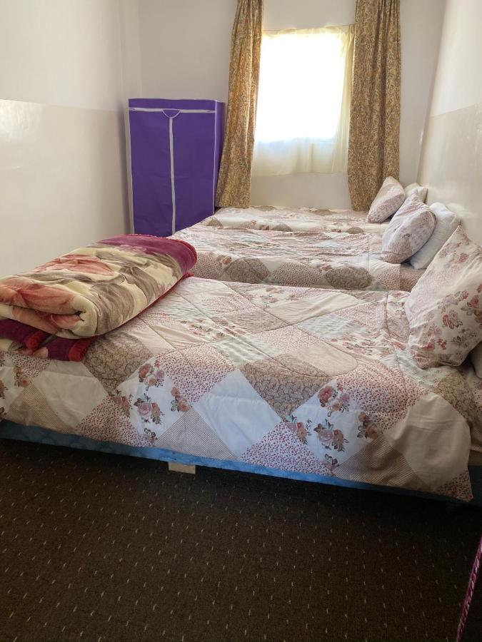 Petra Family House Bed & Breakfast エクステリア 写真