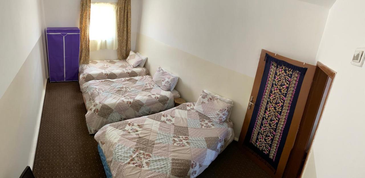 Petra Family House Bed & Breakfast エクステリア 写真