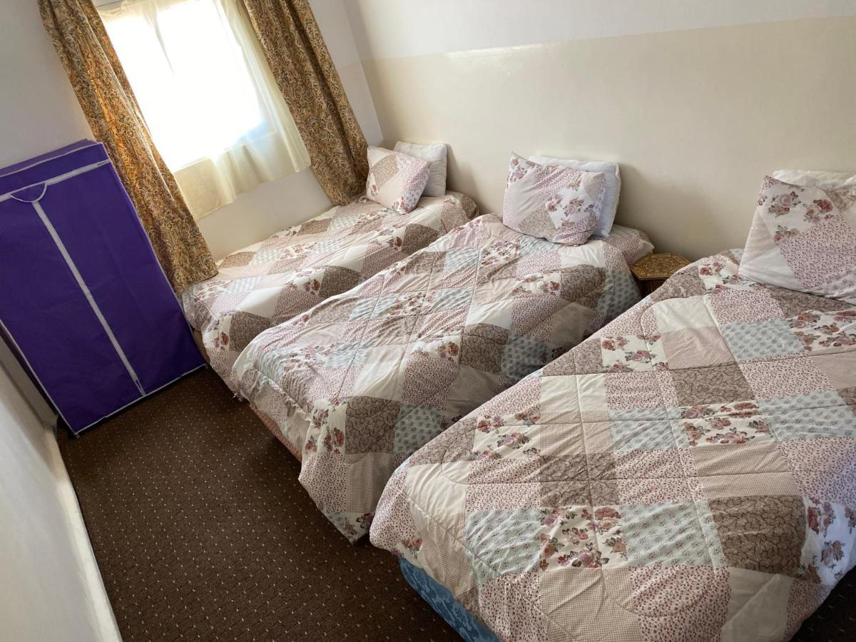 Petra Family House Bed & Breakfast エクステリア 写真