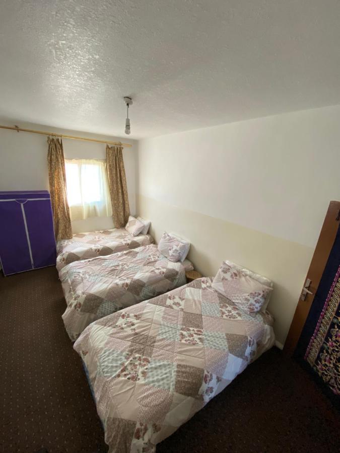 Petra Family House Bed & Breakfast エクステリア 写真