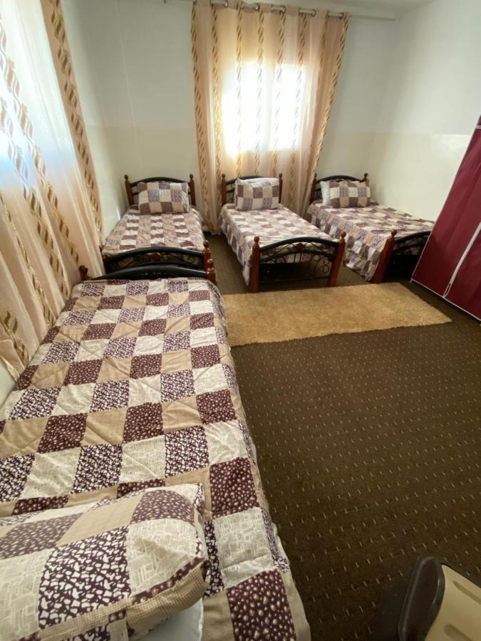 Petra Family House Bed & Breakfast エクステリア 写真